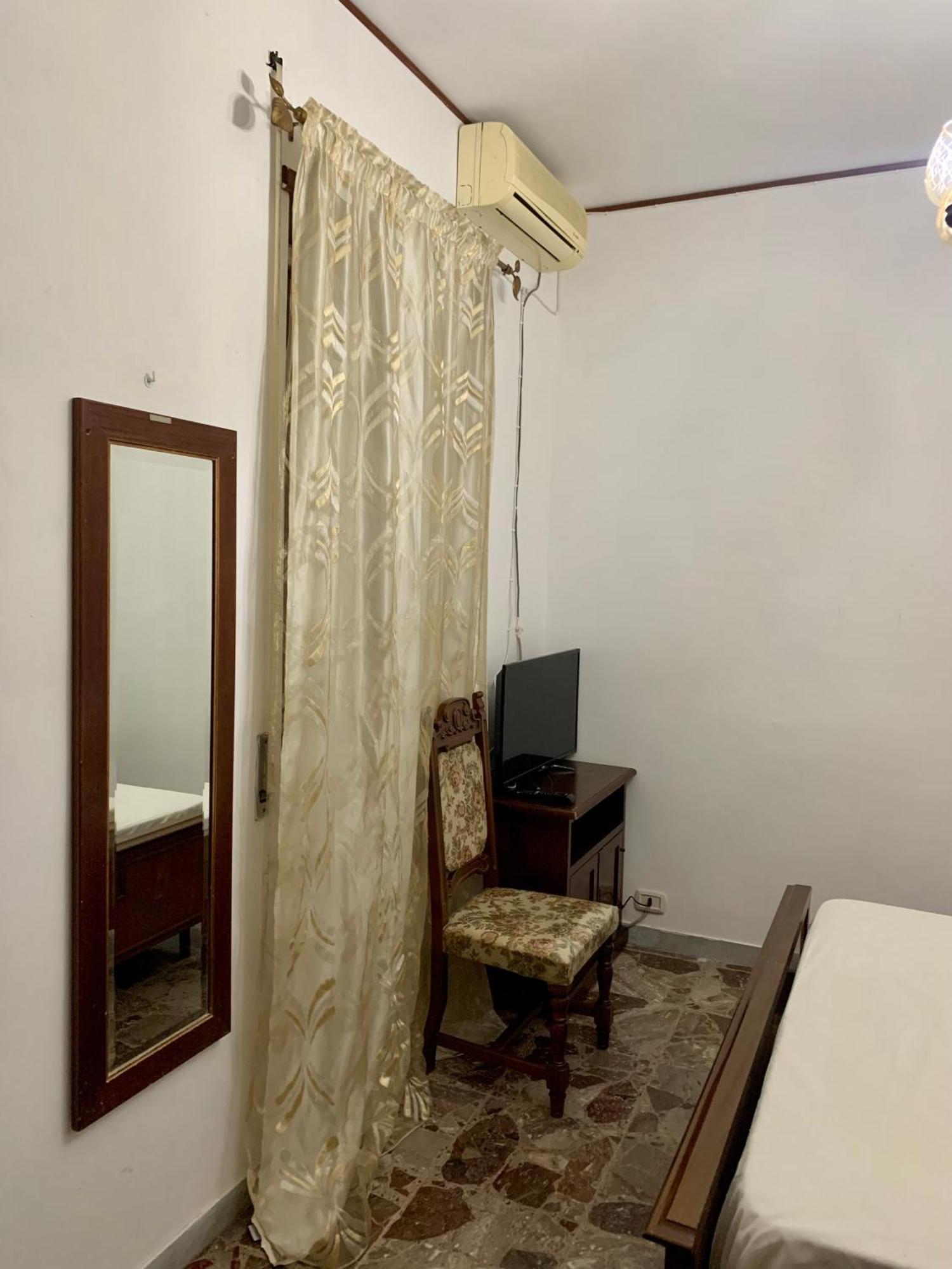 La Casa Di Amina Alloggio in famiglia